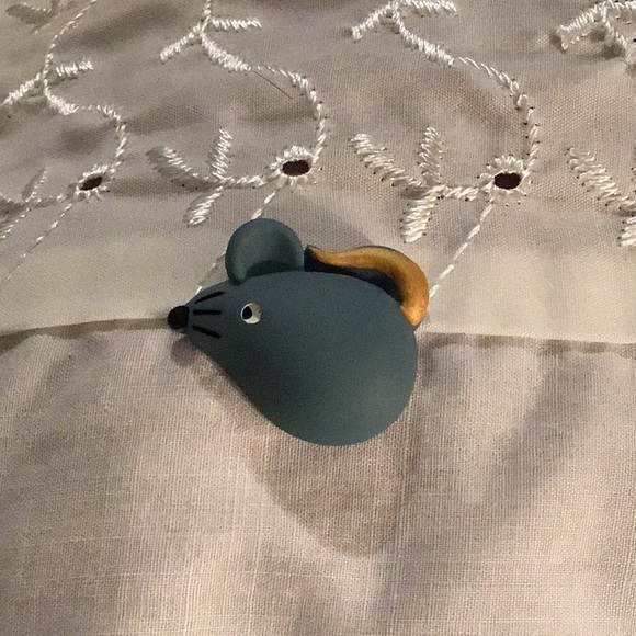 3/$9.00 Mouse Keychain - Picture 2 of 2